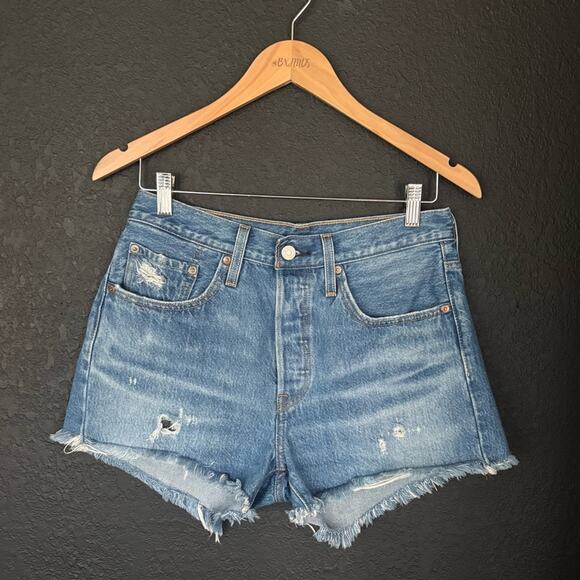 LEVI'S 501® Original Fit High Rise Women's Shorts Size 27 - Picture 3 of 7